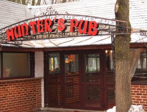 Hunter's Pub