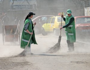 Oprea are o problemă cu plămânii. Ai lui, nu ai Elenei Udrea...